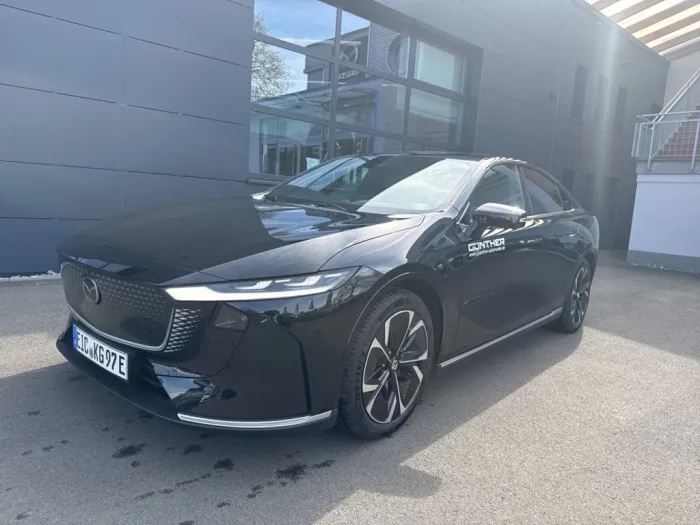 Mazda 6e Takumi Plus 258 68,8kWh Metallic