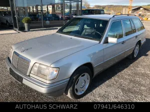 Mercedes-Benz E 250 T D Automatik*Klimatisierungsautomatik*1.H