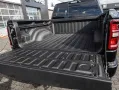 Dodge RAM 1500 Laramie Night Premium LPG