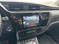 Toyota Auris Touring Sports Hybrid Team D
