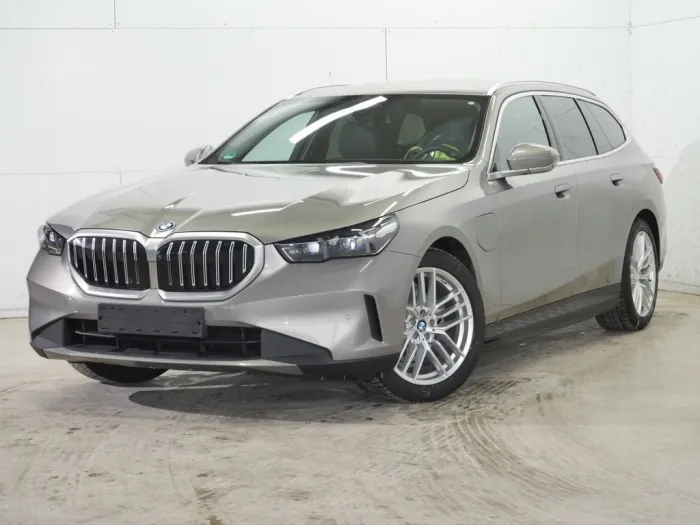 BMW 530e Touring Komfortsitze Klimaaut. Lankradhzg.