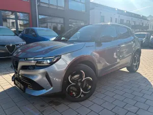Alfa Romeo Junior Ibrida 1.2 VGT 48V-Hybrid 107 kW Speciale