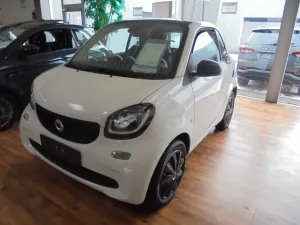 Smart fortwo coupe smart twin 'Navigation, Sitzheizung