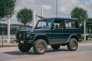 Mercedes-Benz 300