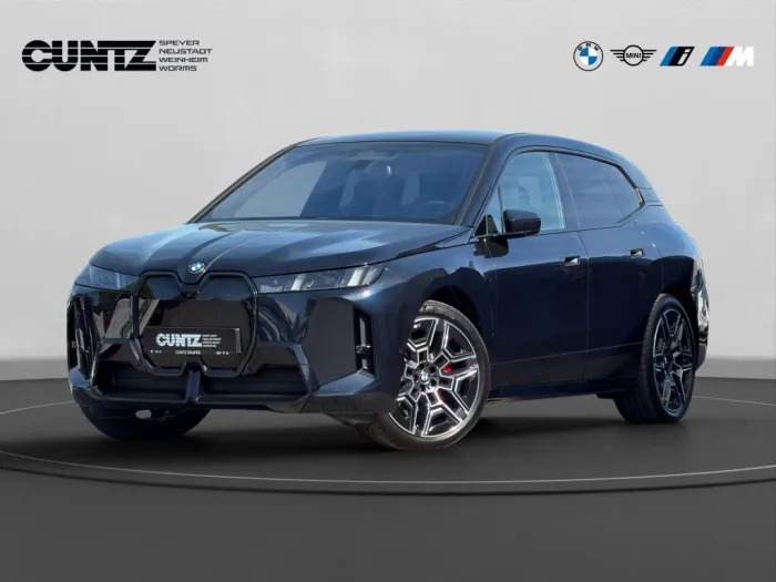 BMW iX xDrive60