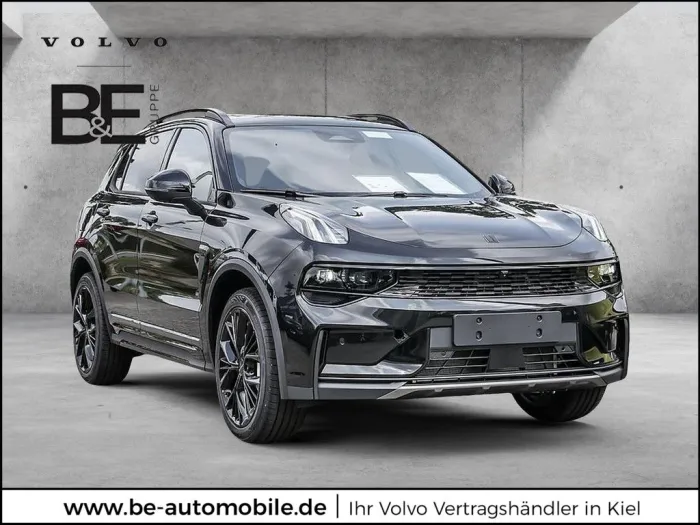 Lynk&Co 01 1.5 PHEV 102 kW PDC SHZ NAVI ACC LED PANO