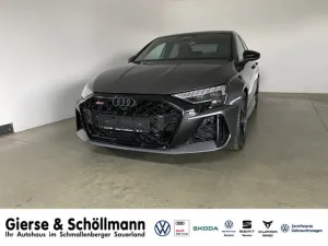 Audi RS3 Limousine 2.5 TFSI quattro S tronic PANO+SON