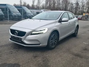 Volvo V40 Momentum, Automatik, Navi, LED, Garantie