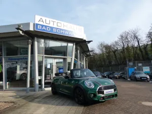 MINI Cooper Cabrio 