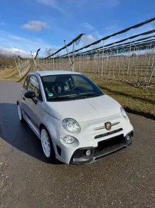 Abarth 595 1.4 T-Jet 16V Essesse