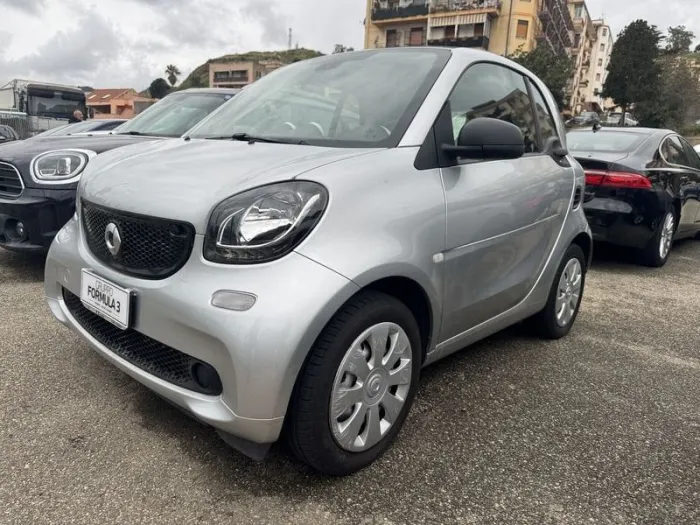 Smart smart fortwo 70 1.0 52kW youngster