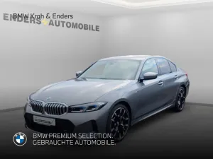 BMW 330 i xDr. M Sport 2.99% +INNOP+COMFP+HUD+19''+