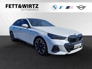 BMW 530e M Sport Pro-AHK-Pano-21
