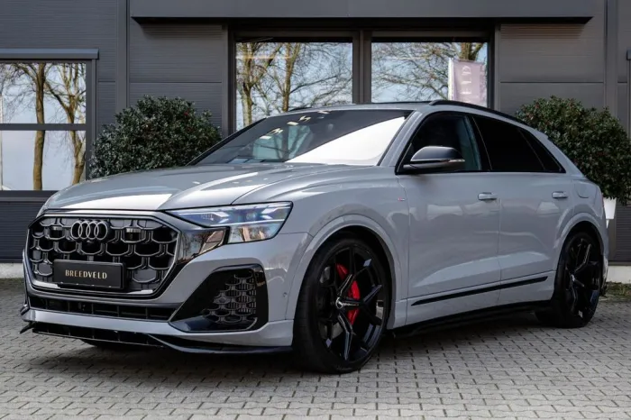 Audi Q8 60 TFSI e Competition 490pk, Nardo, Full-opti