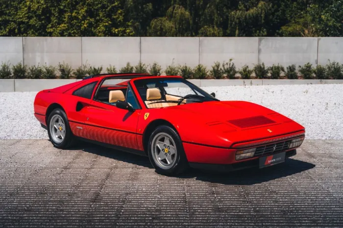 Ferrari 328 GTS / Rosso Corsa / Crema Leather