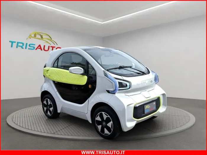 Other Xev Yoyo B1 O NEOPATENTATI (TETTO PANORAMICO)