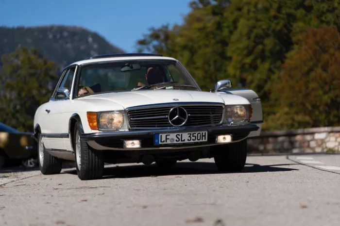 Mercedes-Benz 350 SLC (C107)  5-Gang 