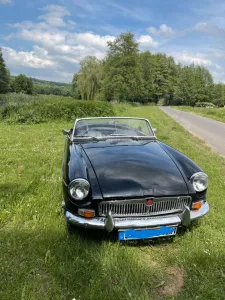 MGB Mk II Roadster Restauriert Overdrive 95PS