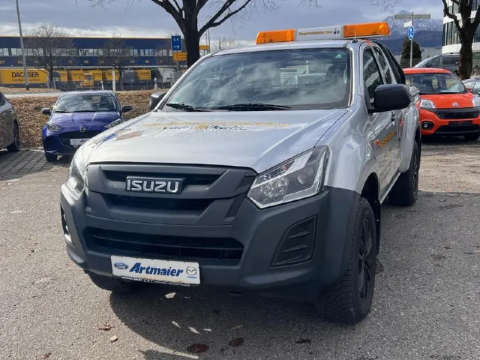 Isuzu D-Max Space Cab 4WD Basis AHK WKR Kamera Bluetoo