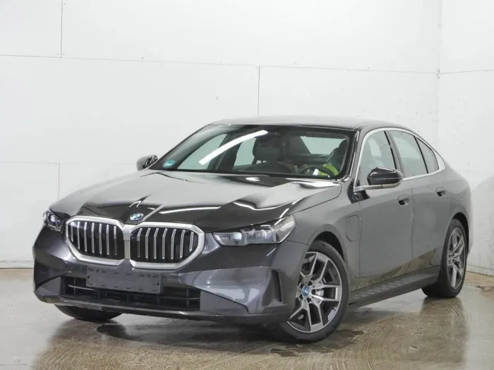BMW 530e Komfortsitze Klimaaut.