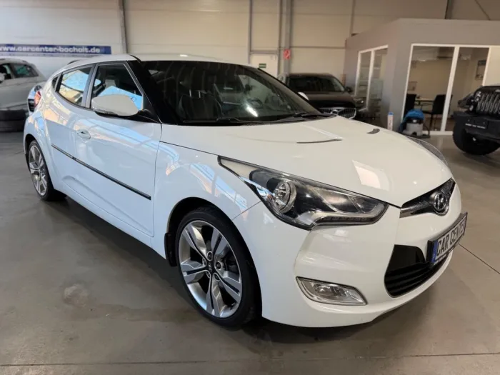Hyundai Veloster Style