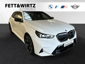 BMW M5 Touring DA&PAProf.-Bowers&Wilkins-Head-Up