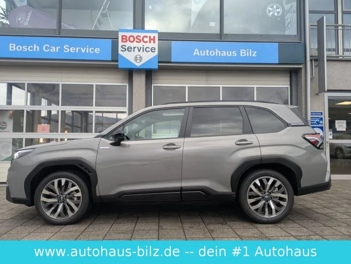 Subaru Forester 2.0ie Platinum *Navi*360-Kamera*H&K*