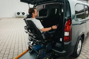 Peugeot L2 mit Rollstuhlrampe sofort Lieferbar!