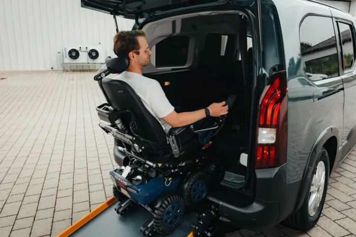 Peugeot L2 mit Rollstuhlrampe sofort Lieferbar!