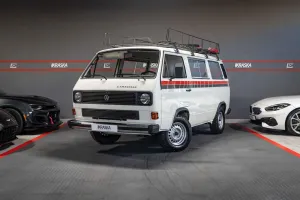 Volkswagen T3 L Caravelle Oldtimer 9-Sitzer Syncro Look