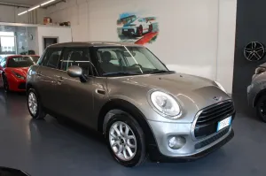 MINI Mini Cooper D IV F55 2018 5p 1.5 Business auto