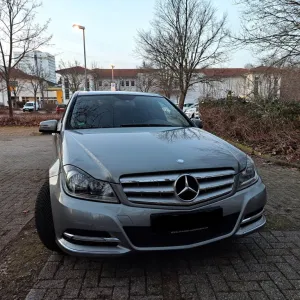 Mercedes-Benz C 250 BlueEFFICIENCY AVANTG. Autom. AVANTGARDE