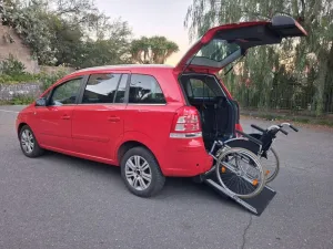Opel Zafira Pianale ribassato con rampa disabili