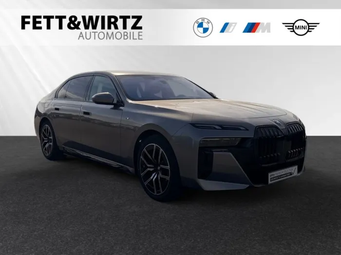 BMW 750e xDrive M Sport Pro-DAProf.-Autobahnass.
