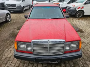 Mercedes-Benz 200 T-Modell LEDER Automatik