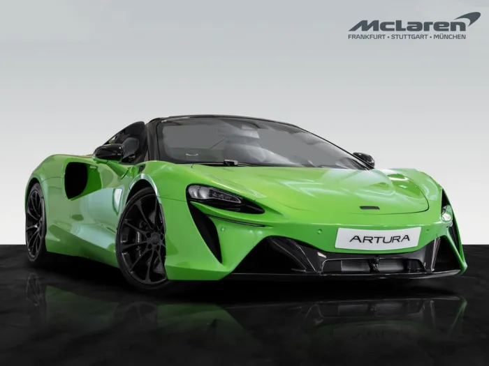 McLaren Artura Spider - Mantis Green - Sports Exhaust