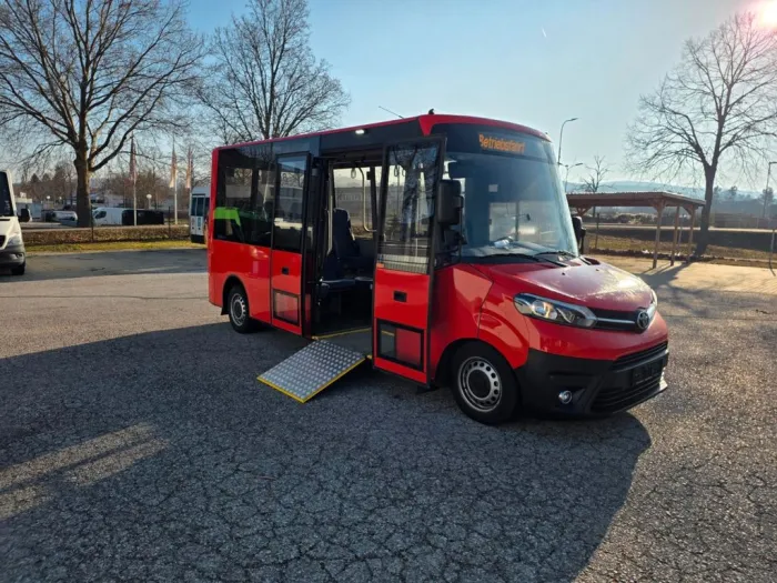 Toyota K-BUS Bürgerbus, Kutsenits