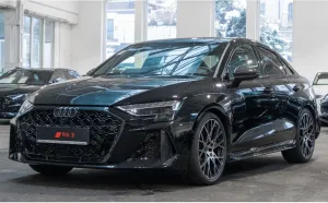 Audi RS3 LIMO *WINTER-SPECIAL*