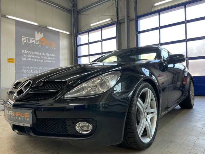 Mercedes-Benz ROADSTER/SPORTP/LEDER/KLIMA/SHZ/18