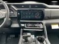 GMC Sierra 1500 AT4 Crew Cab Short Bed AHK/LED/SHD/
