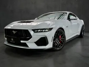 Ford Mustang GT V8 Fastback 6gang - 20 Zoll + Fahrwer