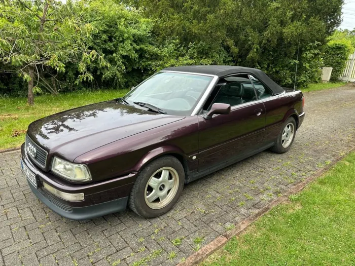 Audi Cabriolet 2.0 -