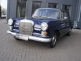 Mercedes-Benz 200
