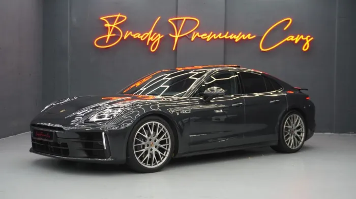 Porsche Panamera 4