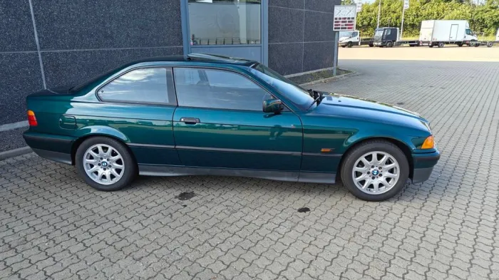 BMW 328i Coupe 328i