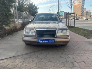 Mercedes-Benz 260 Automatik, Klima, Guter Zustand