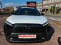 Toyota Corolla Cross Hybrid FWD Style