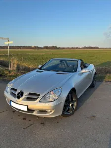 Mercedes-Benz SLK 200 Kompressor  (EZ 09/2004 ,8R)