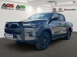 Toyota Hilux Double Cab Invincible 4x4 - On Stock