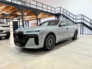 BMW 740 d xDrive M Sport*BOWERS*ICONIC*MSORTPRO